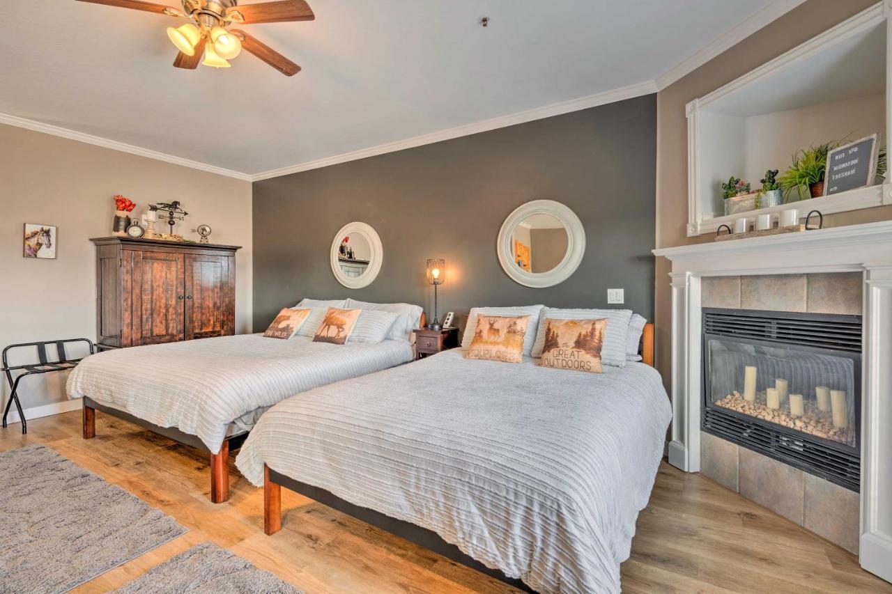 Large, Cozy Midway Studio With Mountain Views! Exterior photo